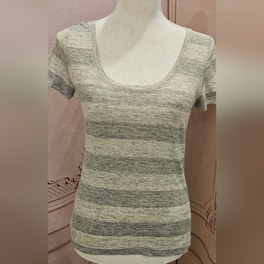 Theory Gray and Cream Striped Short Sleeve Top